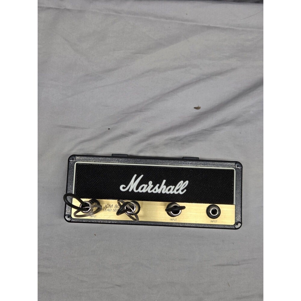The Marshall JCM800 Jack Rack is an officially licensed Marshall Key Holder